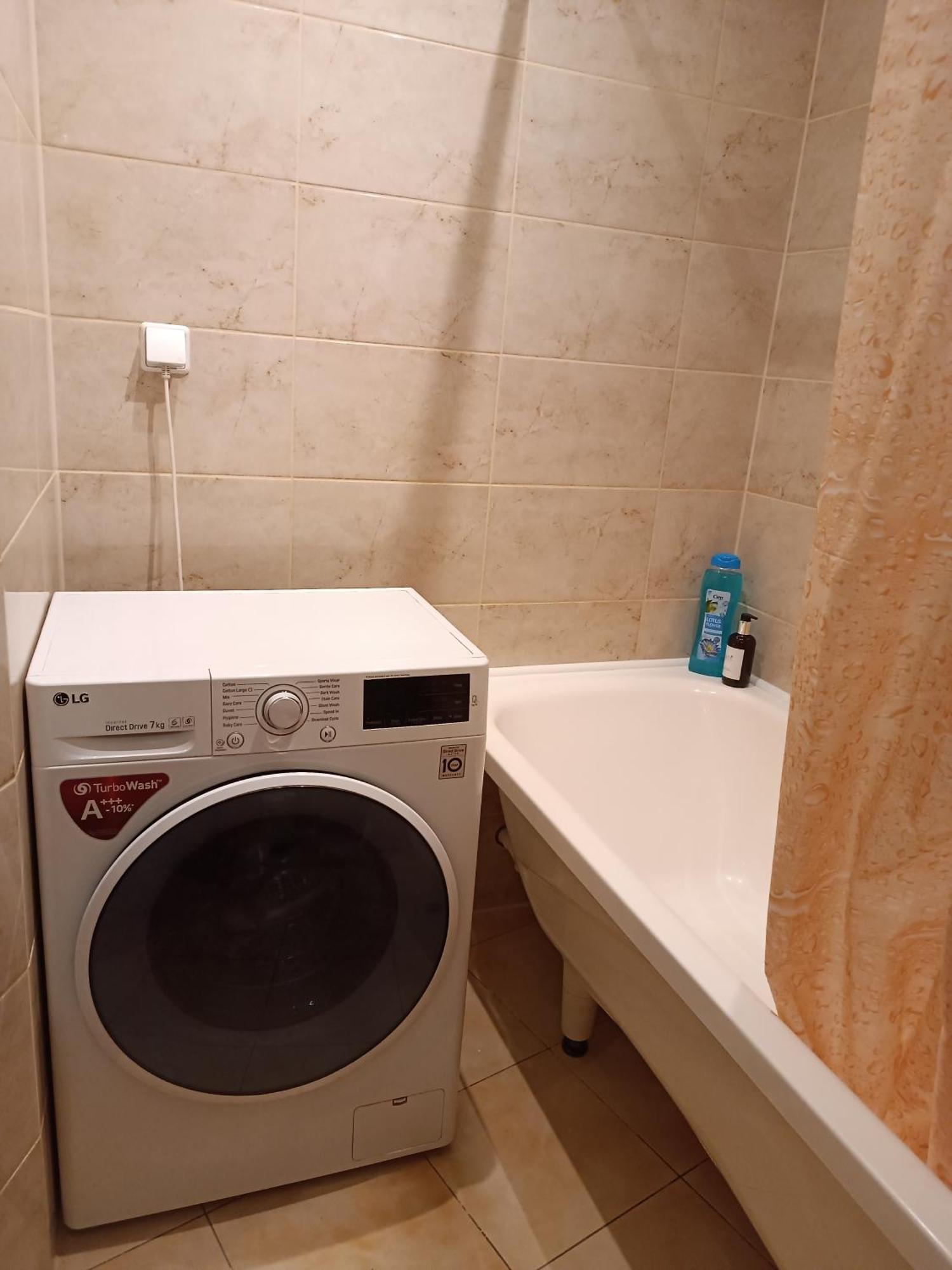 Quiet Dzelzavas Street Apartment Riga Dış mekan fotoğraf