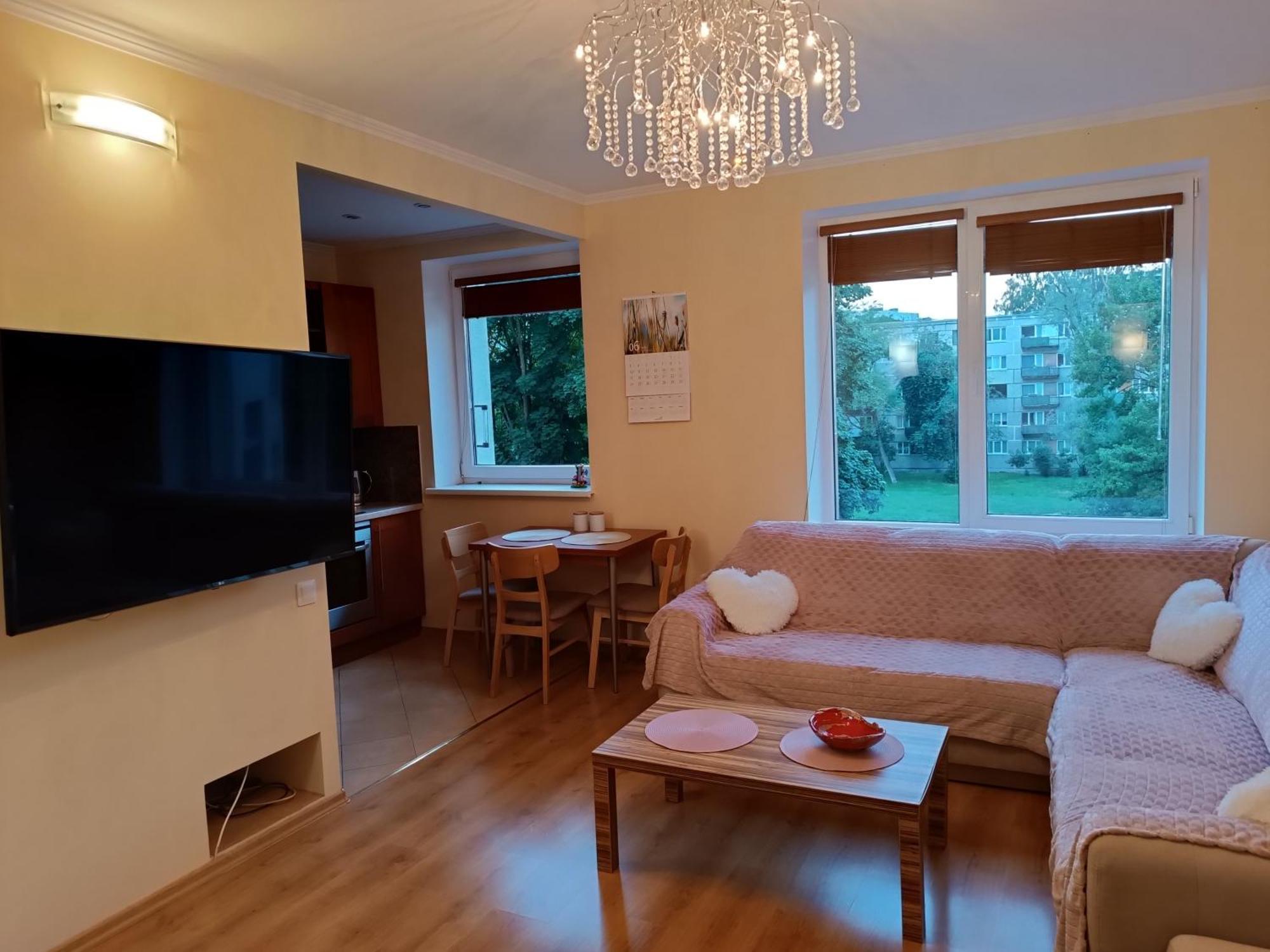 Quiet Dzelzavas Street Apartment Riga Dış mekan fotoğraf
